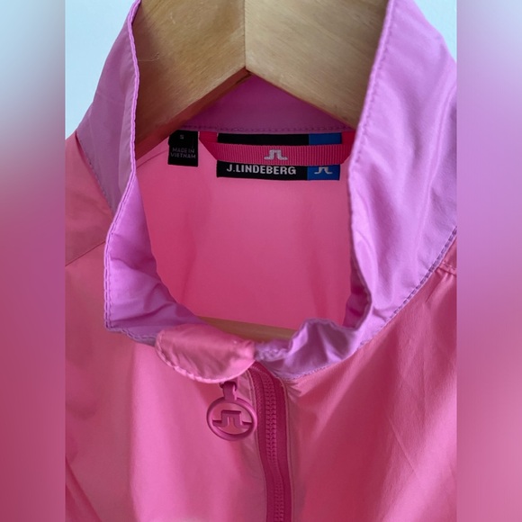 J. Linberberg water repellent pink golf / running vest size S - Picture 2 of 9